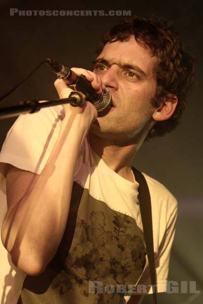 SUUNS - 2012-12-03 - PARIS - Point Ephemere - 